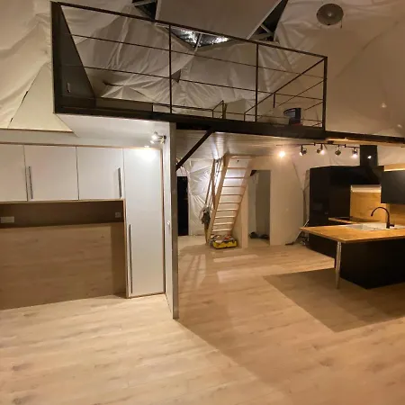 Glamping Dome Les Cigales Luxusní stan